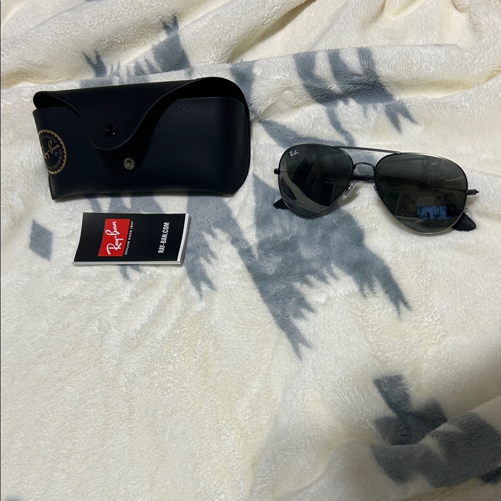 Ray-Ban Black Sunglasses with Case